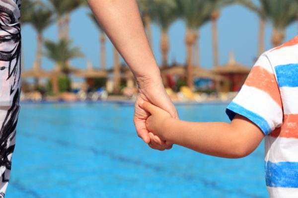 swimming pool safety tips